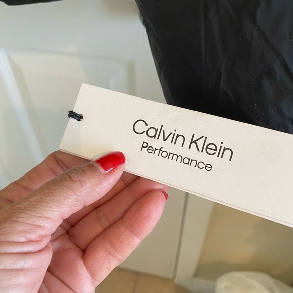 Calvin Klein Puffer jacket - Picture 6 of 12